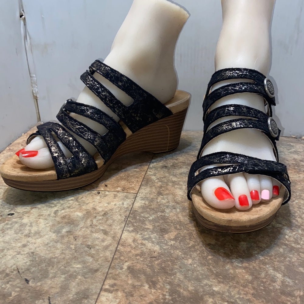 Romika wedge sandals sz 37